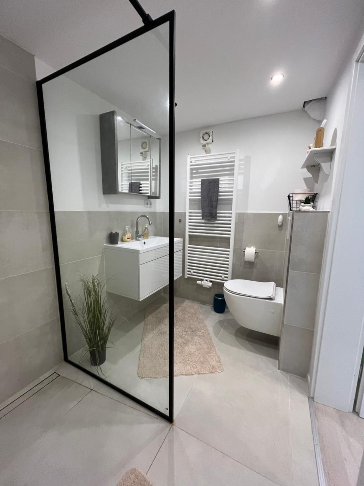 Moderne Ferienwohnung Mit Guter Ausstattung Und Self Checkin Bodenwerder Zewnętrze zdjęcie